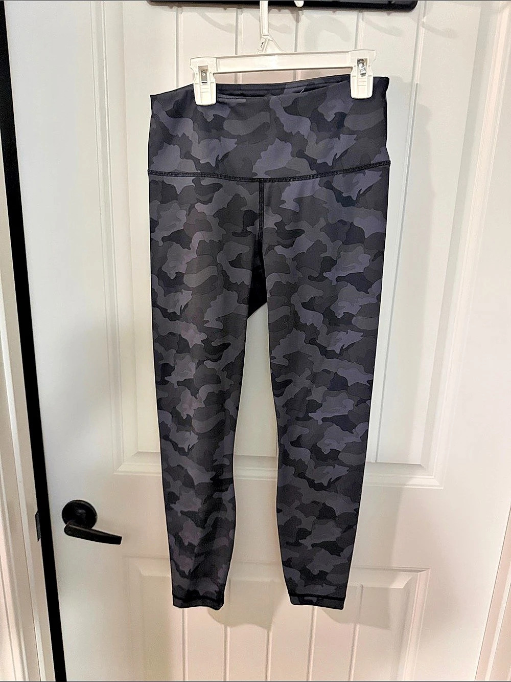 90 Degree by Reflex High Waist Camo Leggings Black & Gray Medium